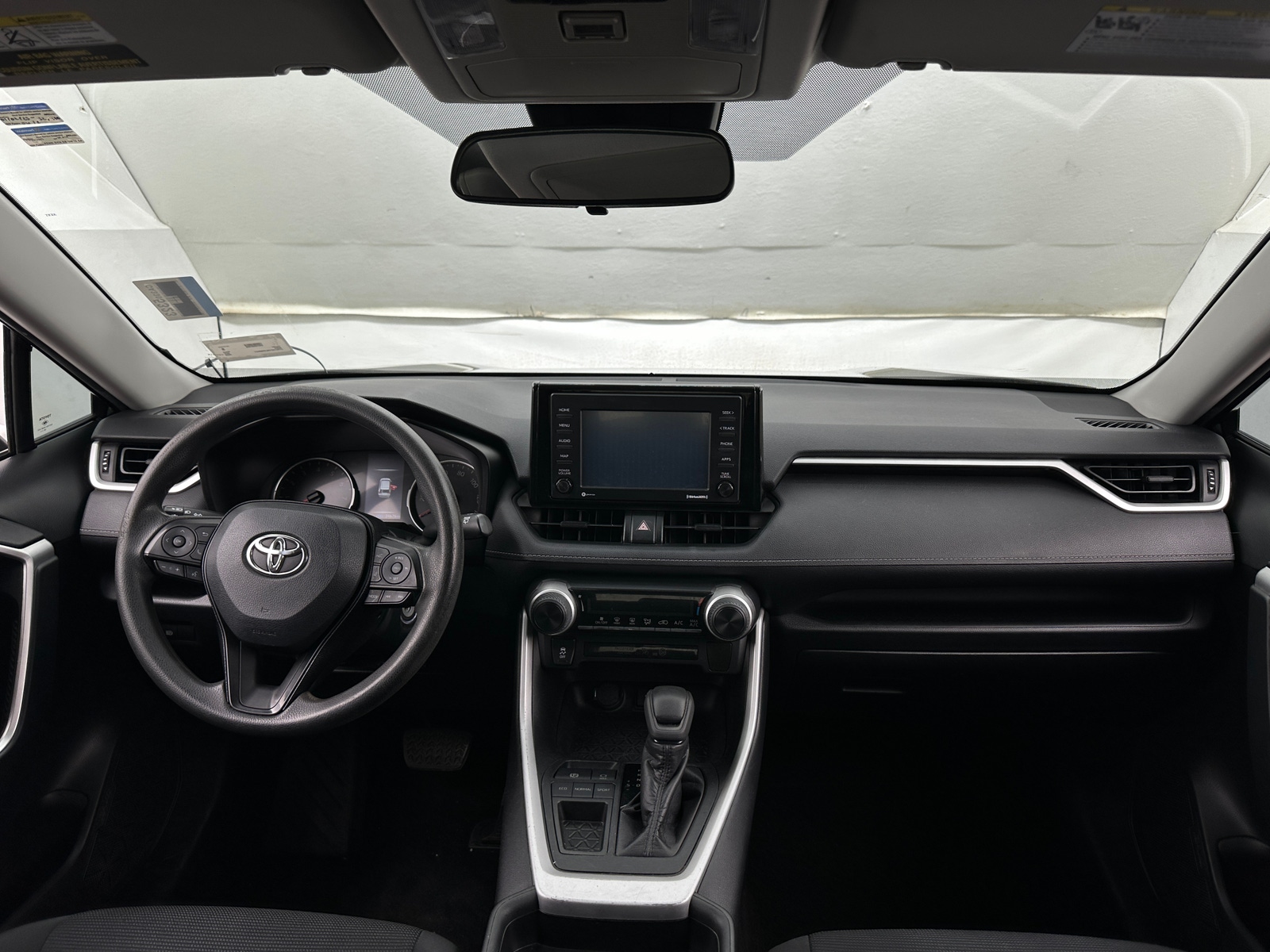 Thumbnail: 2020 Toyota RAV4 - 3