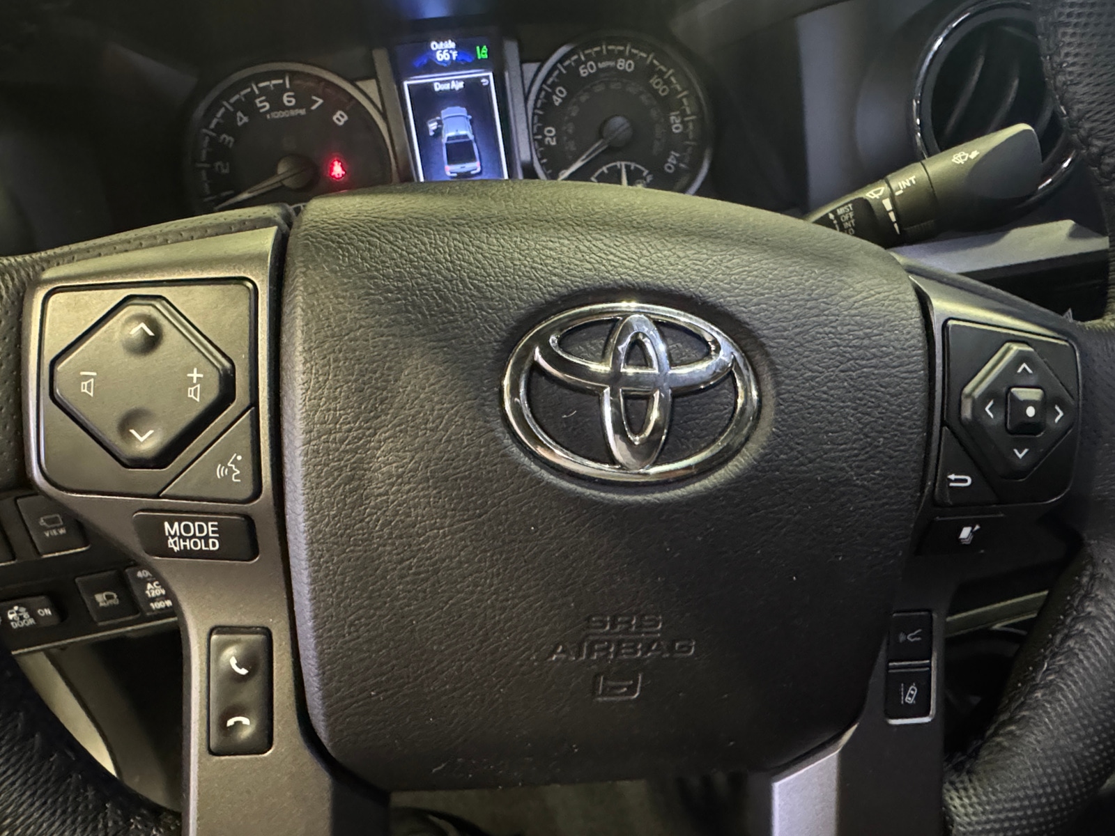 Thumbnail: 2022 Toyota Tacoma - 5