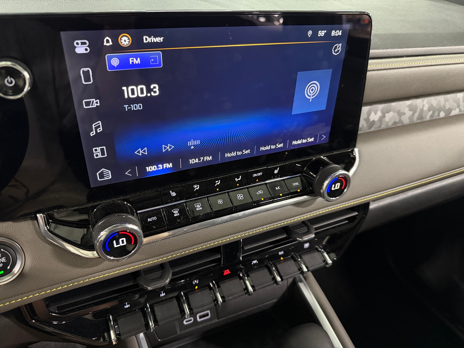 Thumbnail: 2024 Chevrolet Colorado - 3