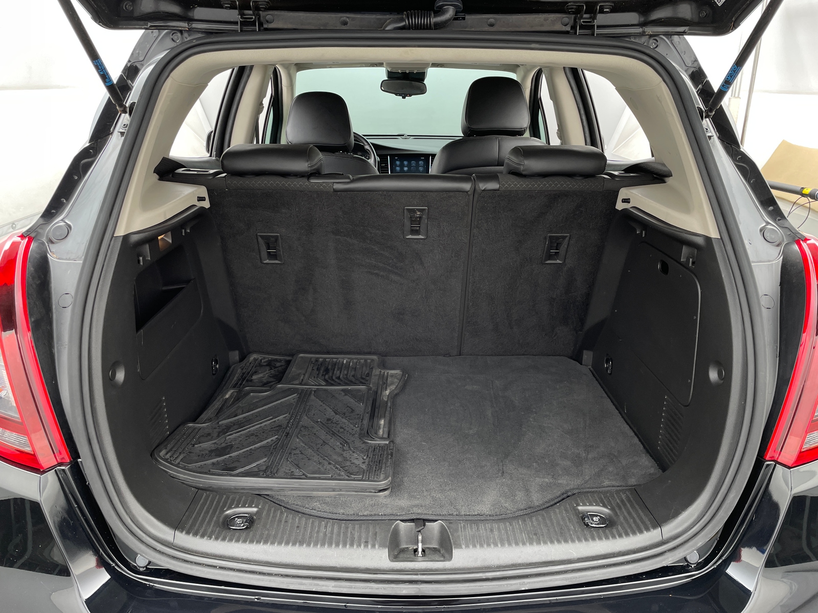 Thumbnail: 2019 Buick Encore - 6