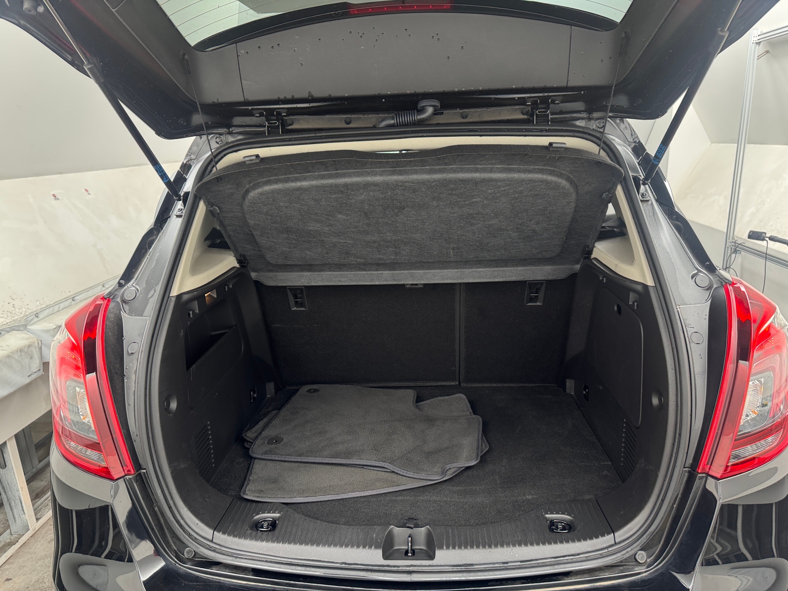 Thumbnail: 2022 Buick Encore - 7