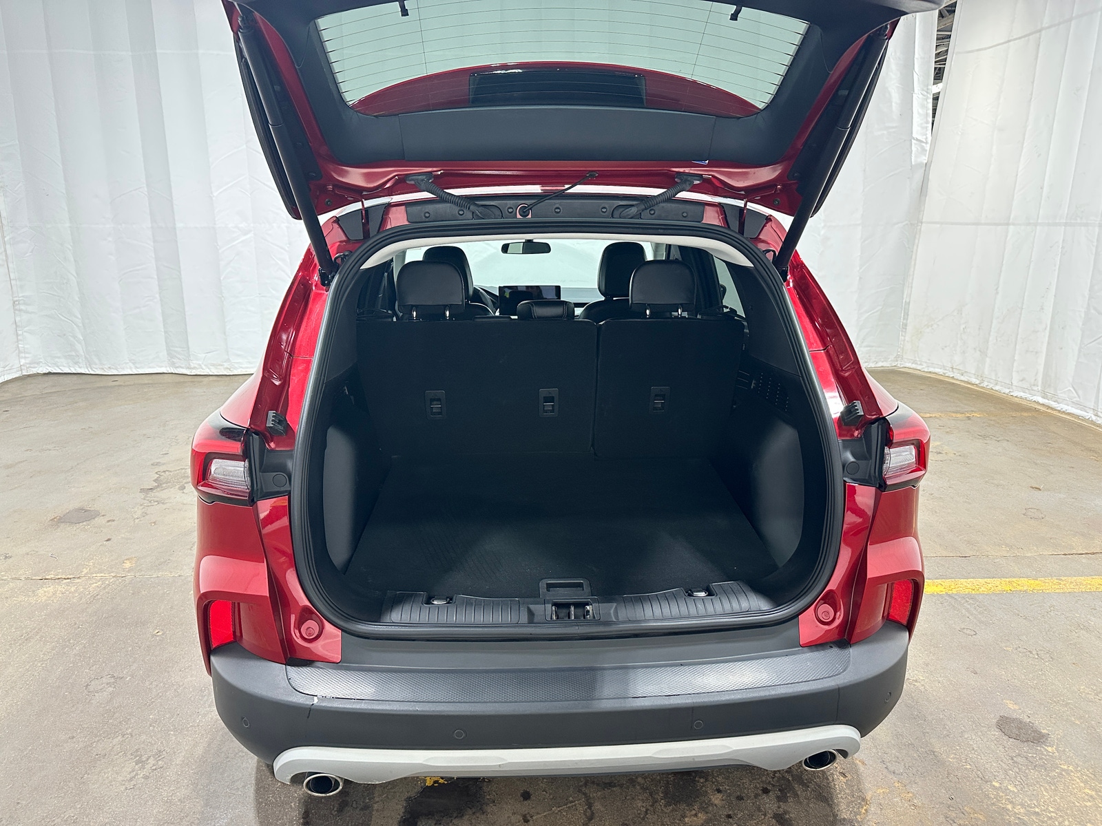 Thumbnail: 2023 Ford Escape - 7