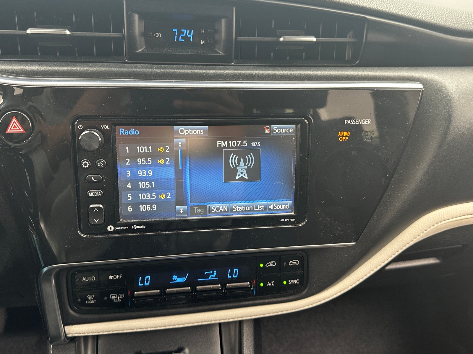 Thumbnail: 2018 Toyota Corolla iM - 4
