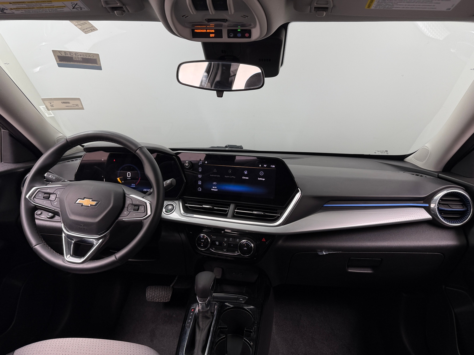 Thumbnail: 2024 Chevrolet Trax - 3