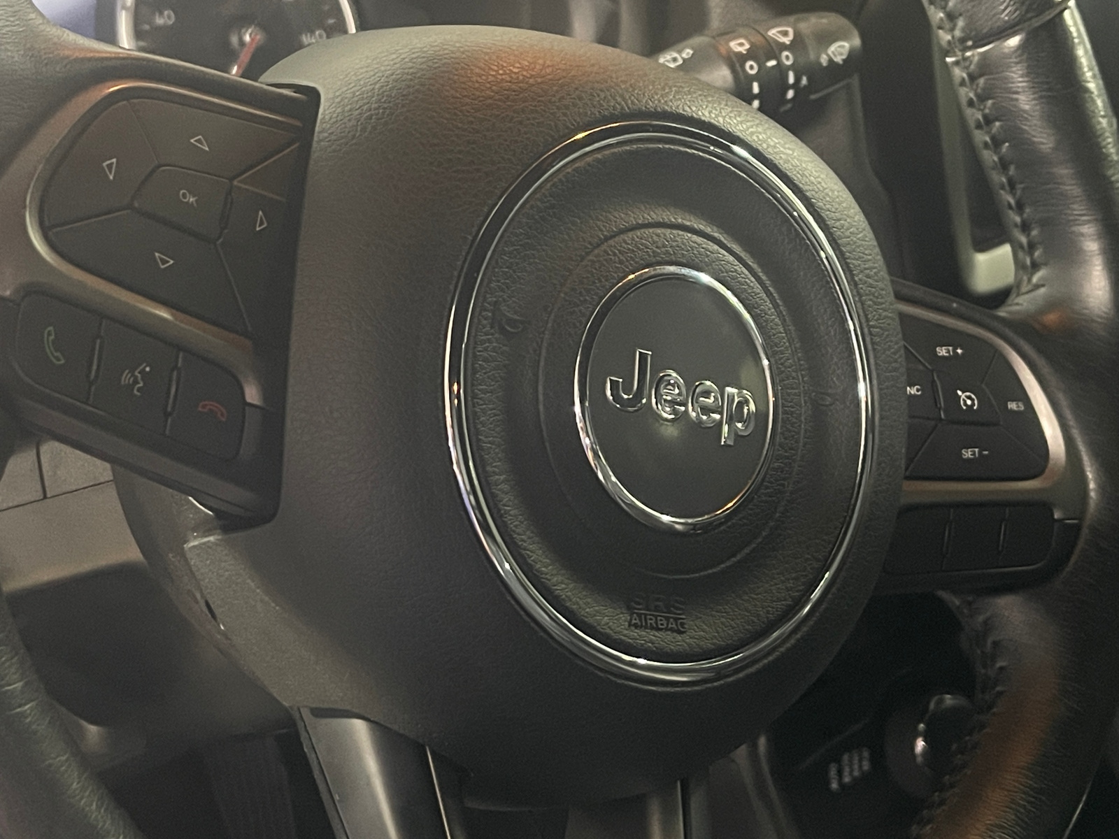 Thumbnail: 2019 Jeep Renegade - 4