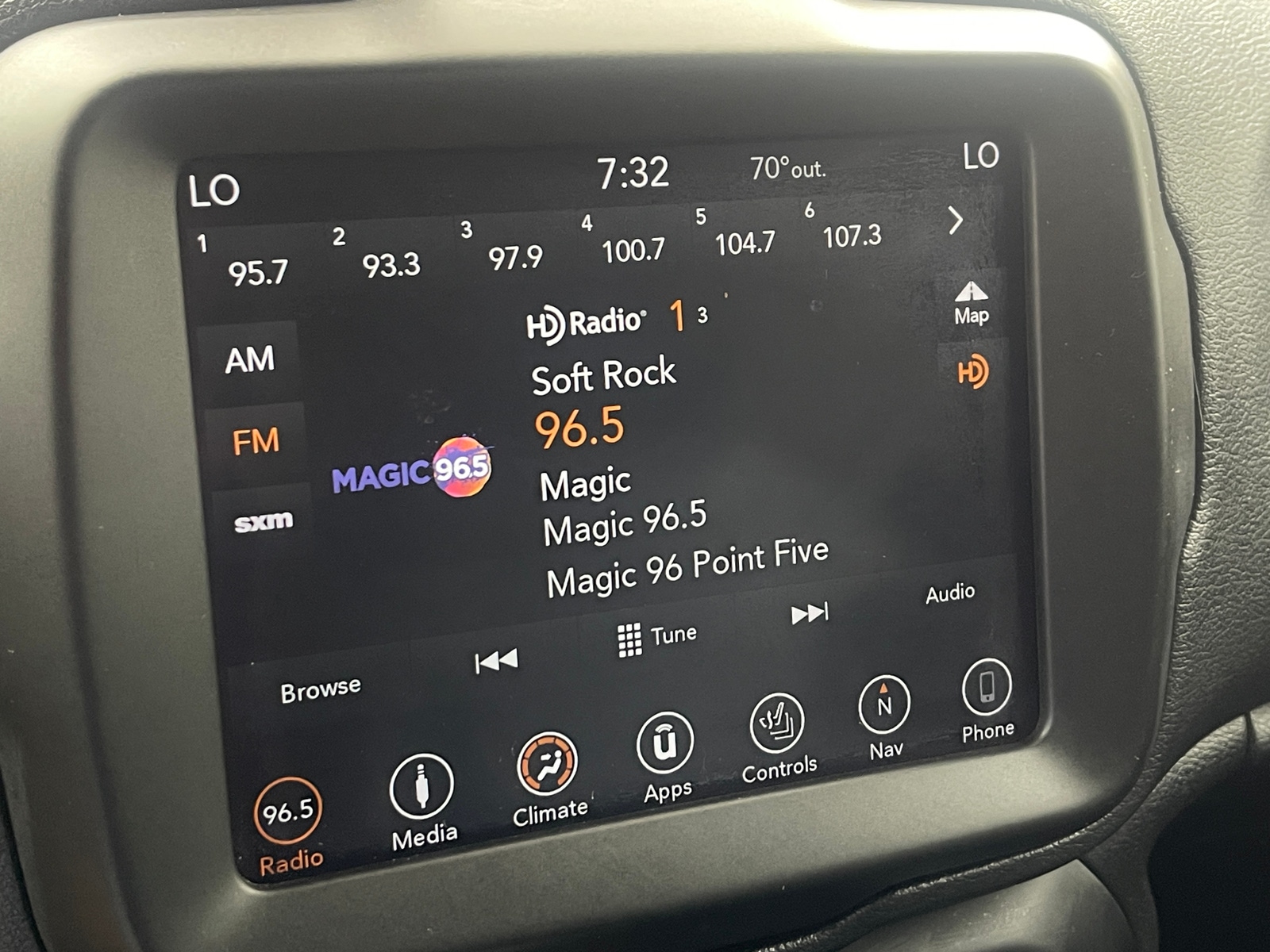 Thumbnail: 2019 Jeep Renegade - 3