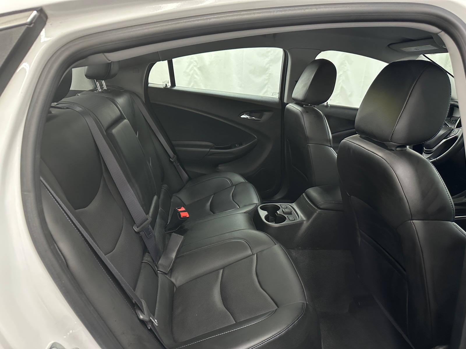 Thumbnail: 2017 Chevrolet Volt - 5