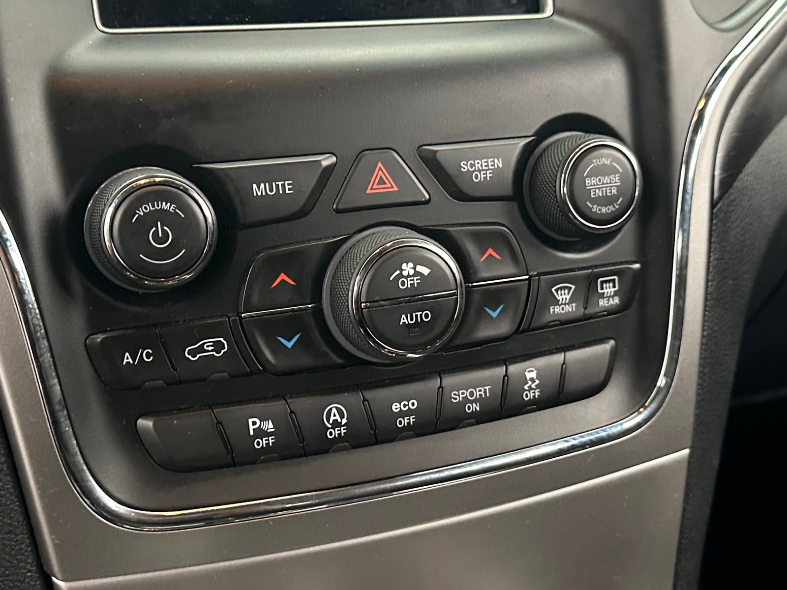 Thumbnail: 2018 Jeep Grand Cherokee - 4