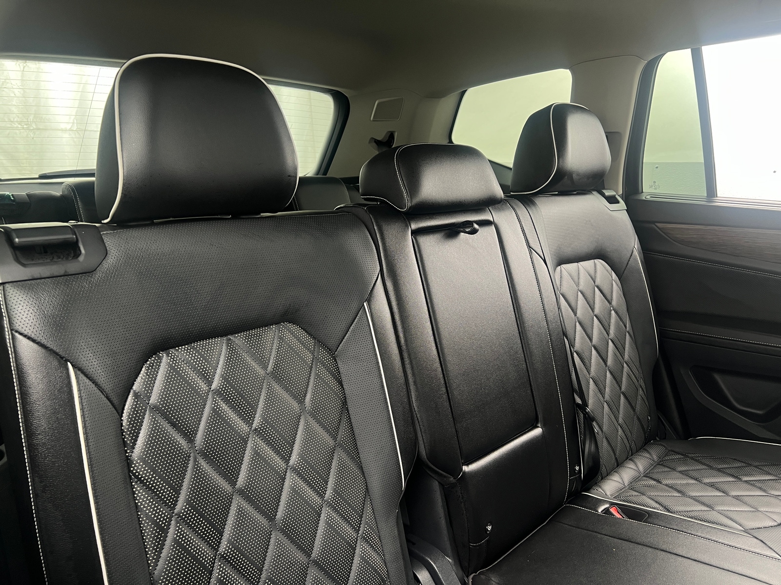 Thumbnail: 2024 Volkswagen Atlas - 5