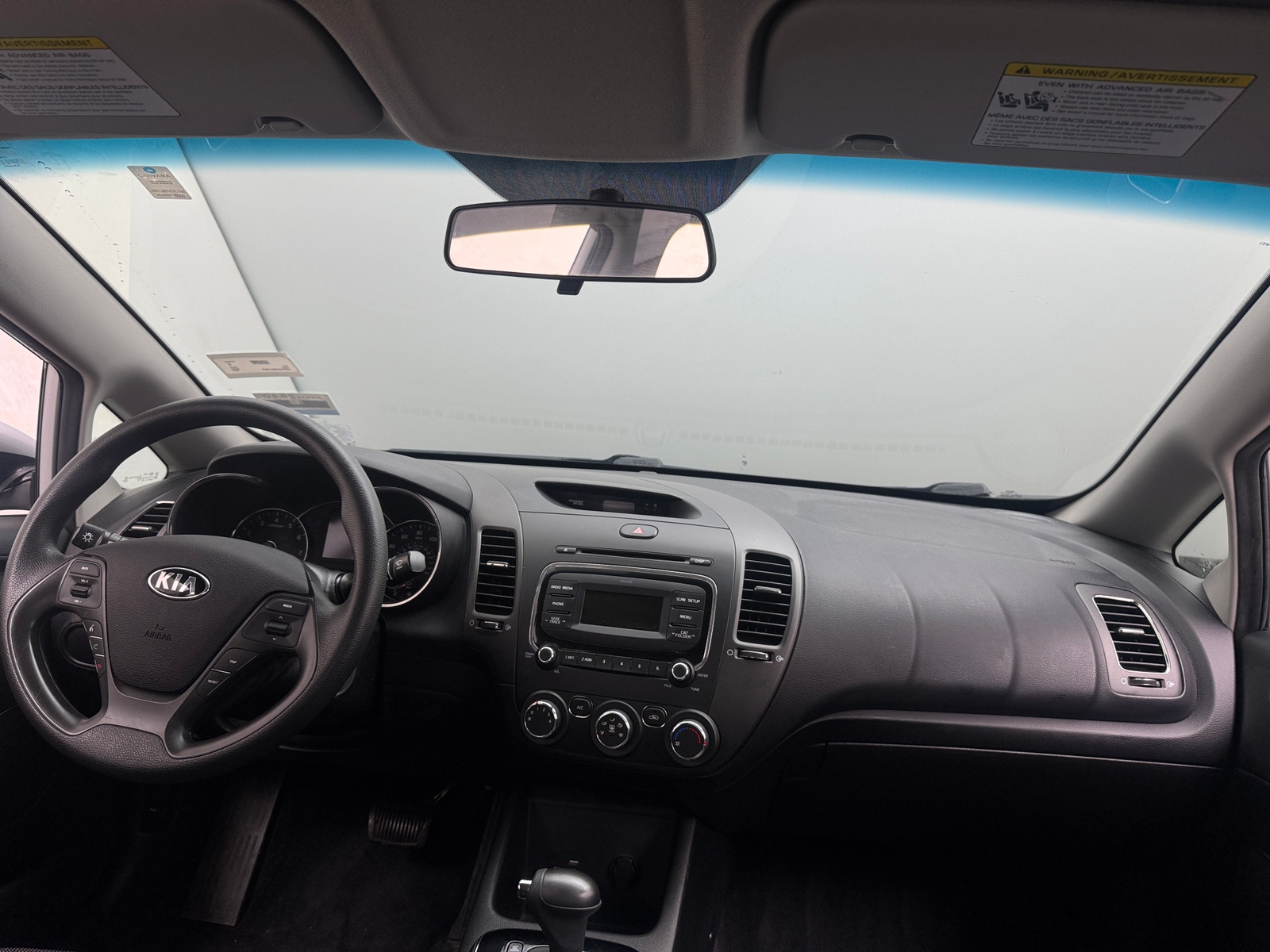 Thumbnail: 2017 Kia Forte - 3