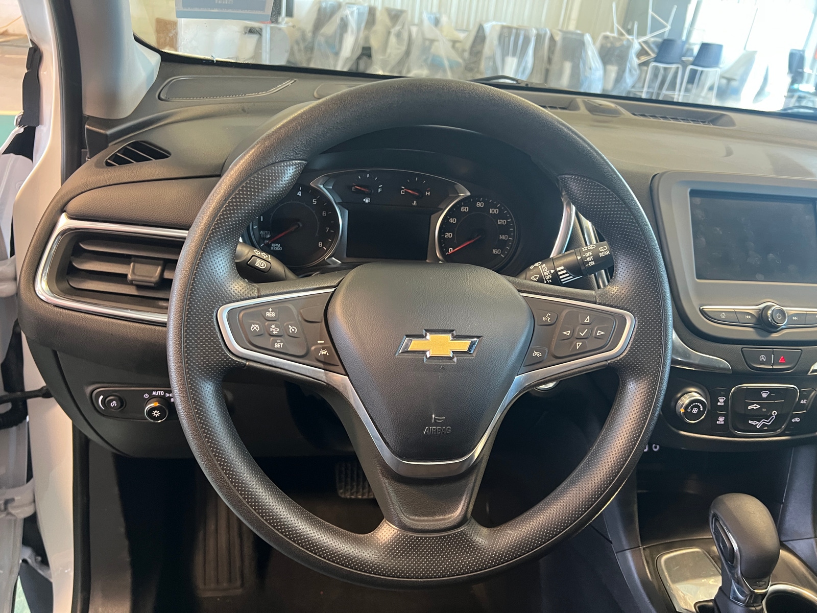 Thumbnail: 2022 Chevrolet Equinox - 5