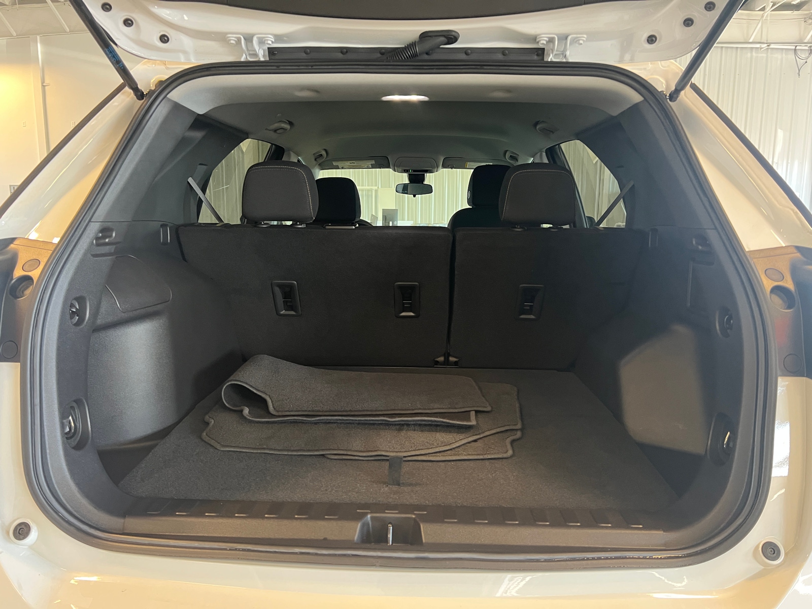 Thumbnail: 2022 Chevrolet Equinox - 7