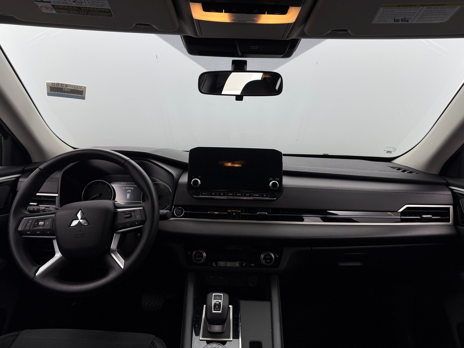 Thumbnail: 2024 Mitsubishi Outlander - 2
