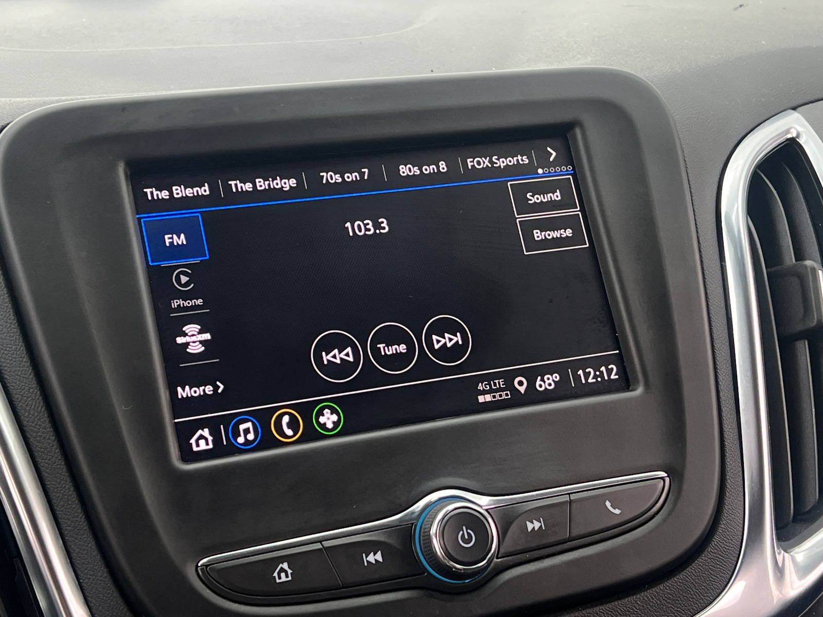Thumbnail: 2024 Chevrolet Equinox - 4