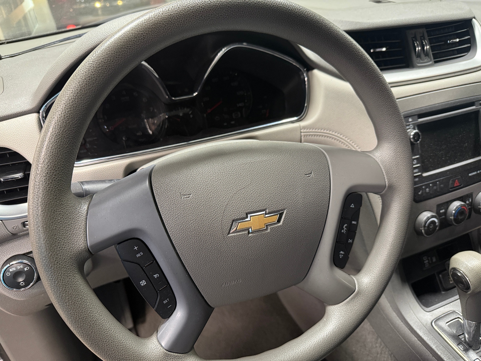 Thumbnail: 2017 Chevrolet Traverse - 5