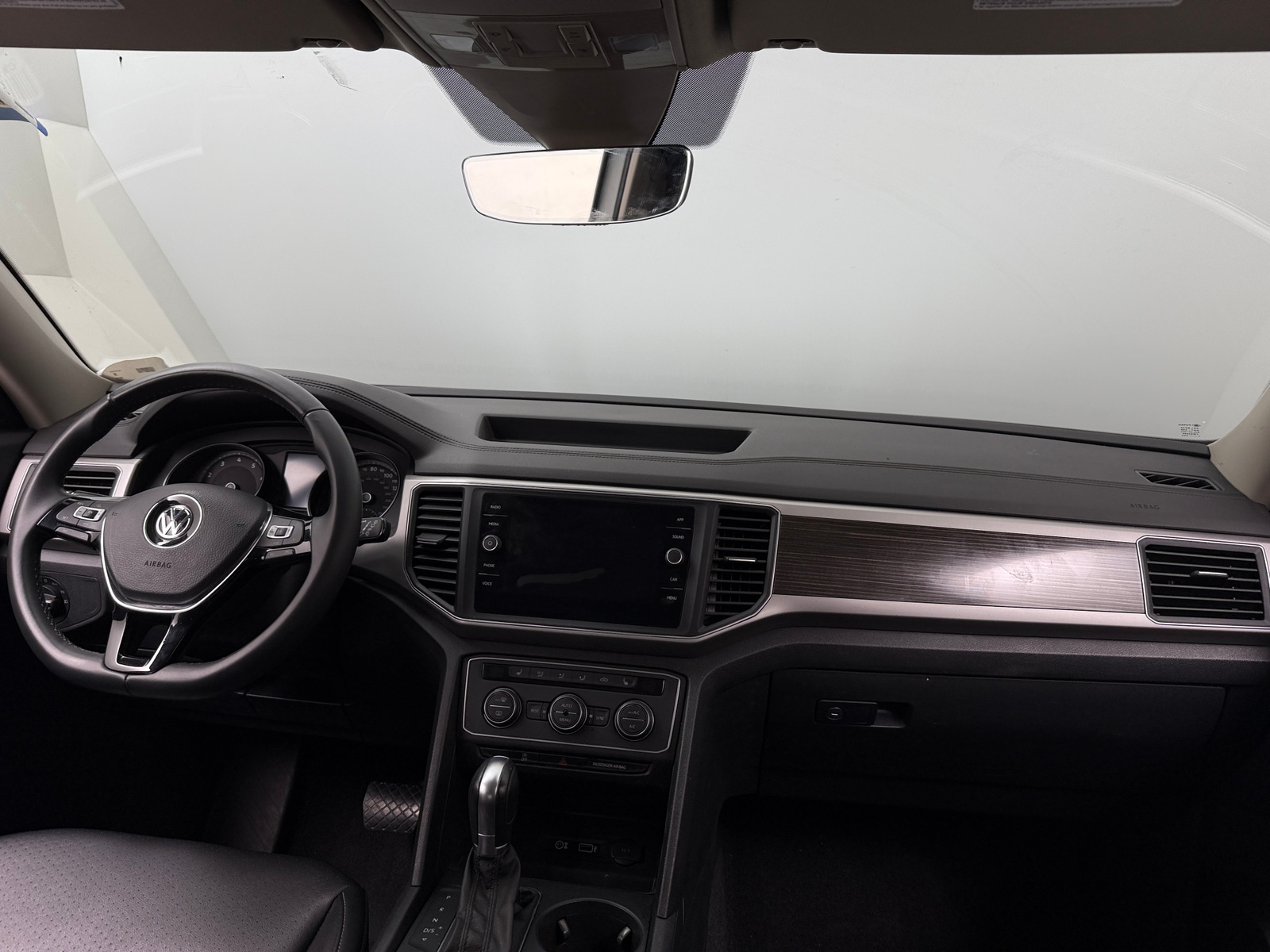Thumbnail: 2019 Volkswagen Atlas - 2
