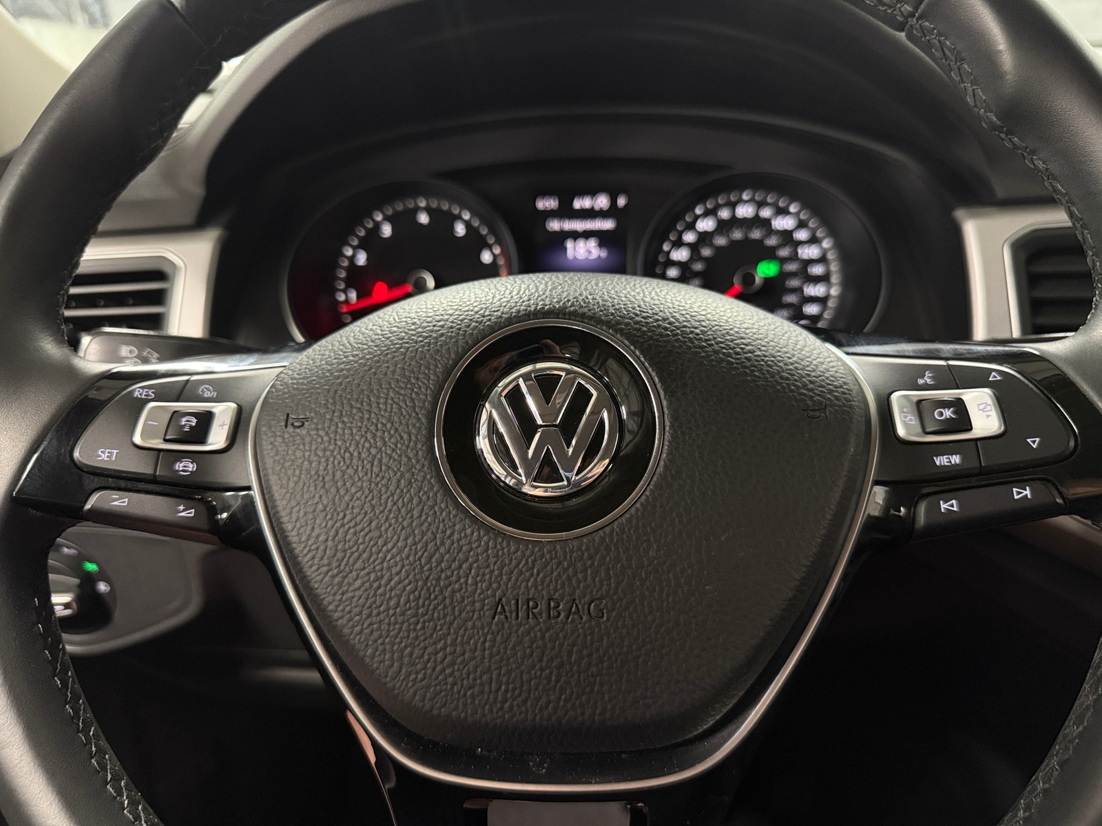 Thumbnail: 2019 Volkswagen Atlas - 4
