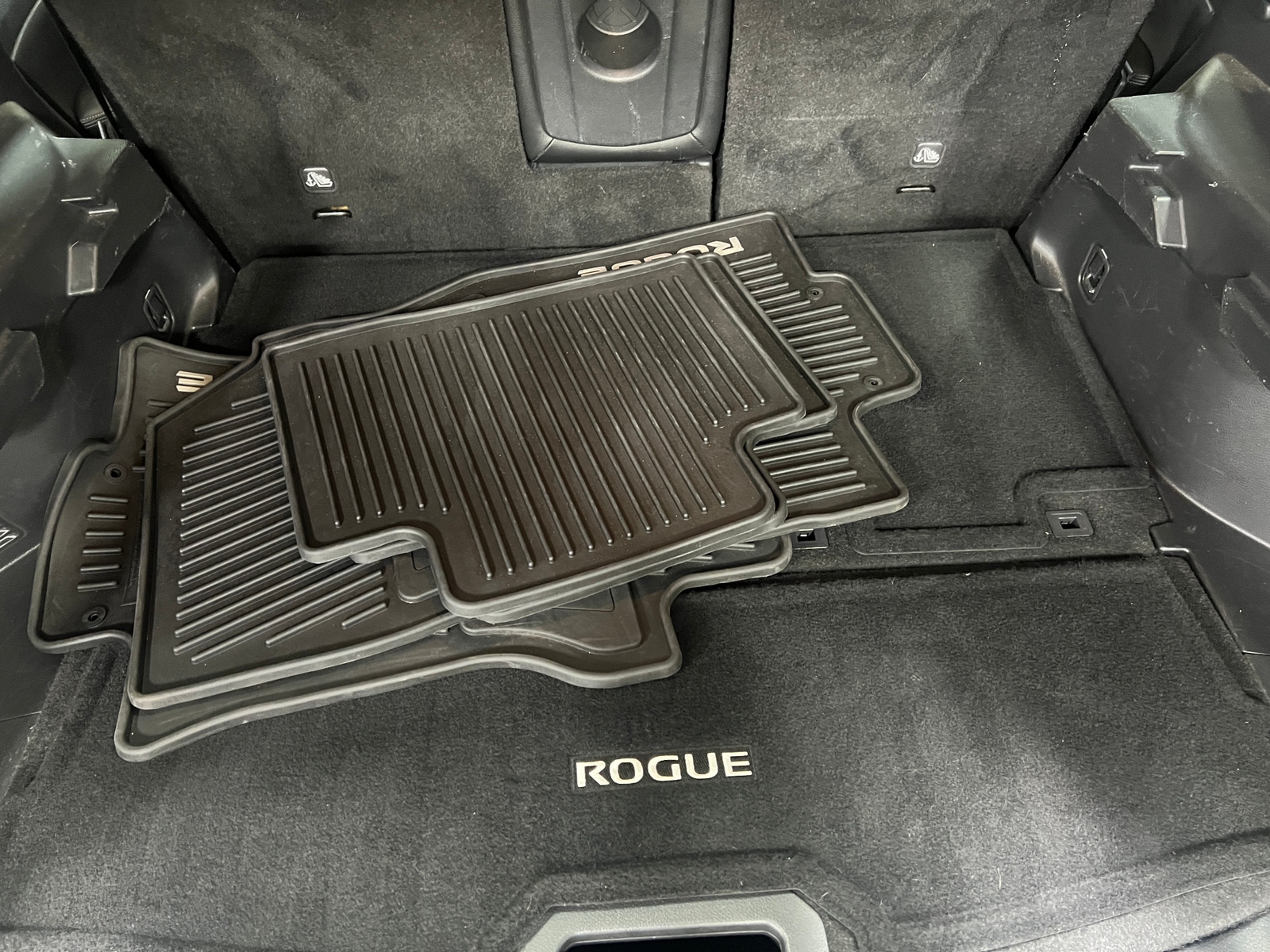 Thumbnail: 2017 Nissan Rogue - 6