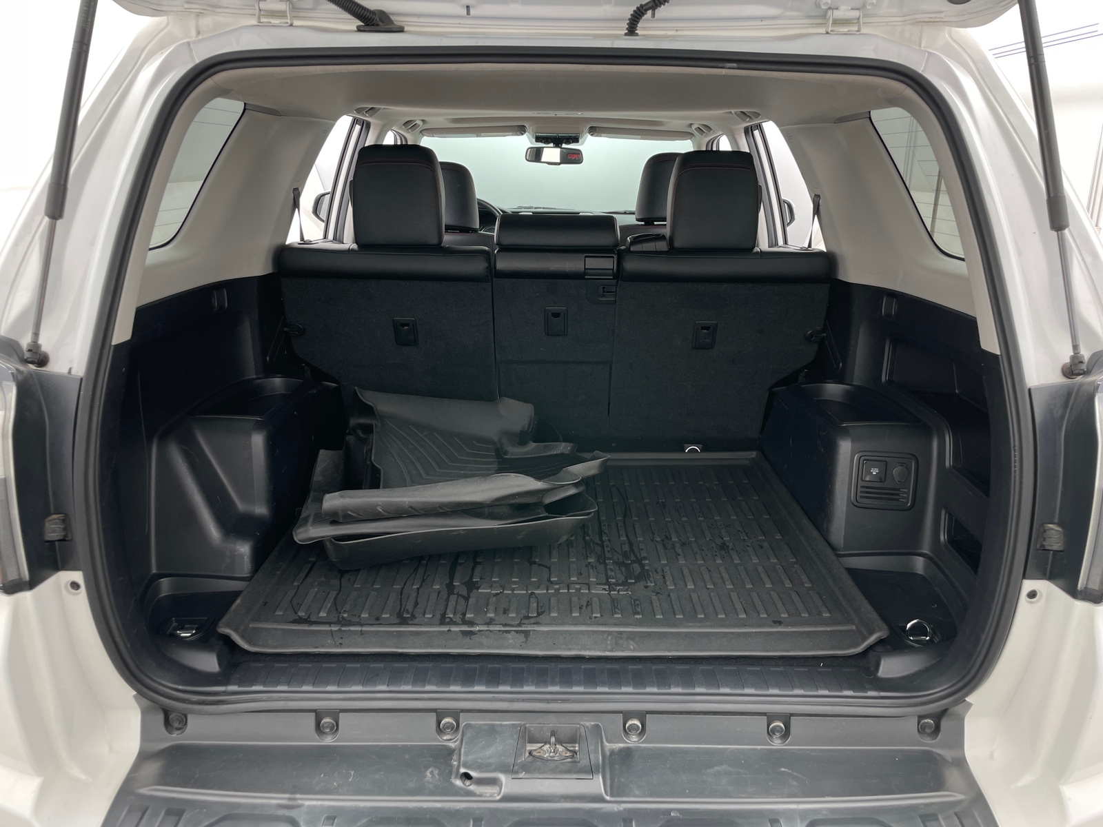 Thumbnail: 2019 Toyota 4Runner - 7