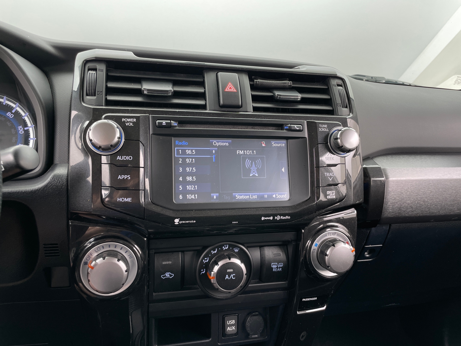 Thumbnail: 2019 Toyota 4Runner - 4