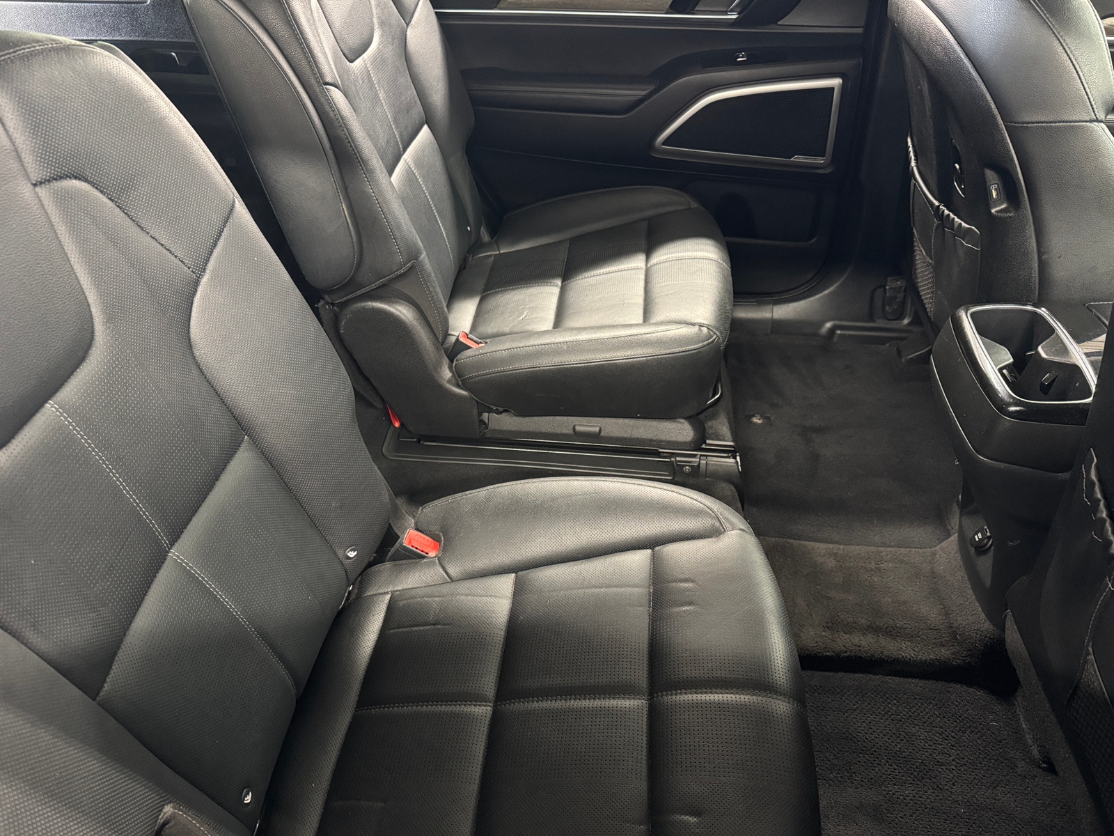Thumbnail: 2021 Kia Telluride - 5