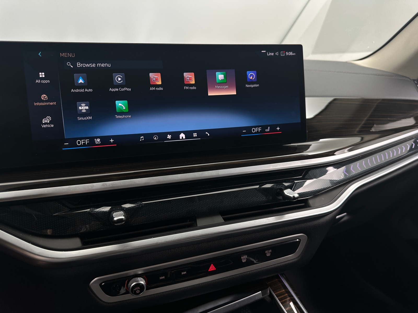 Thumbnail: 2025 BMW X7 - 3