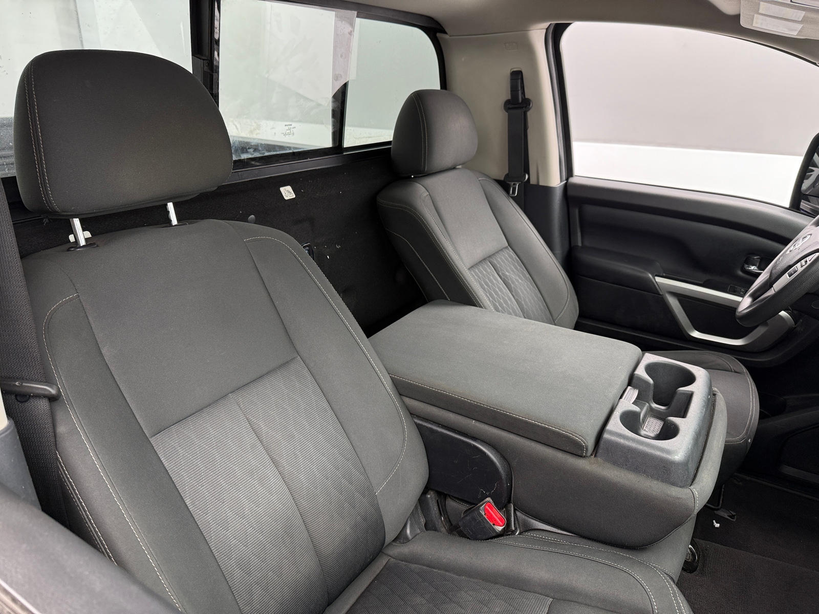 Thumbnail: 2017 Nissan Titan - 2