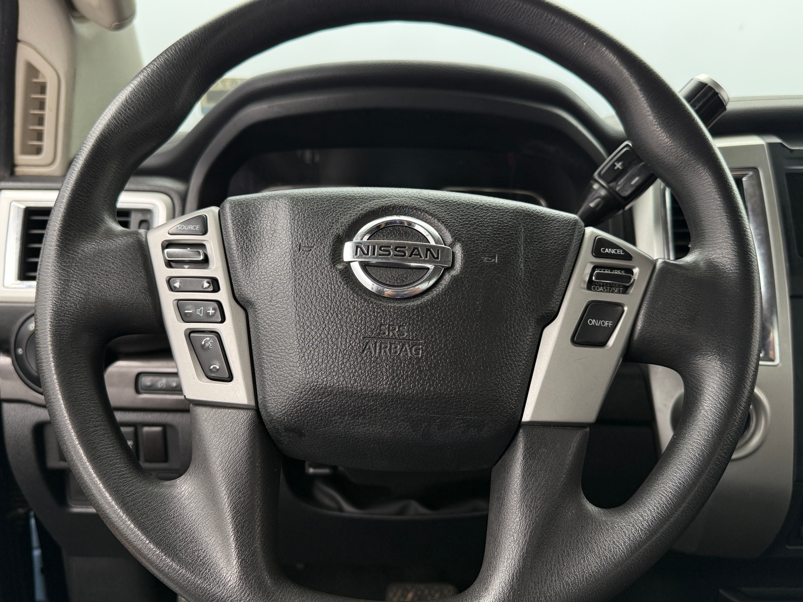 Thumbnail: 2017 Nissan Titan - 4