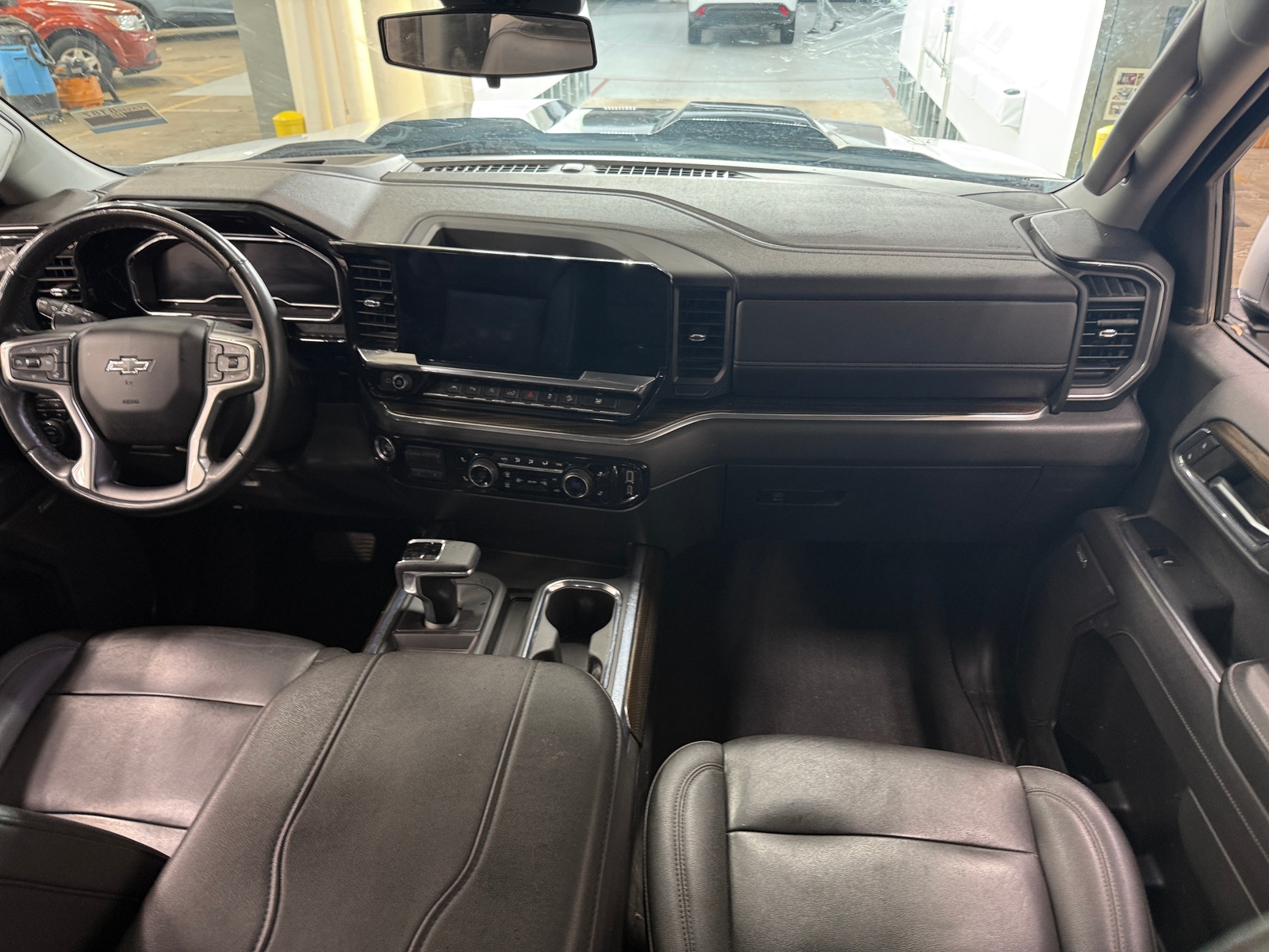 Thumbnail: 2023 Chevrolet Silverado 1500 - 3
