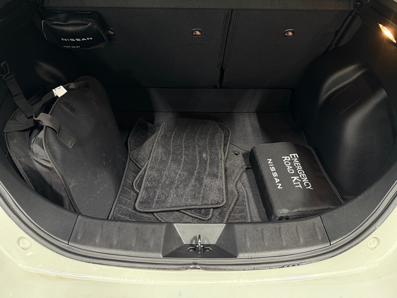 Thumbnail: 2024 Nissan Leaf - 7