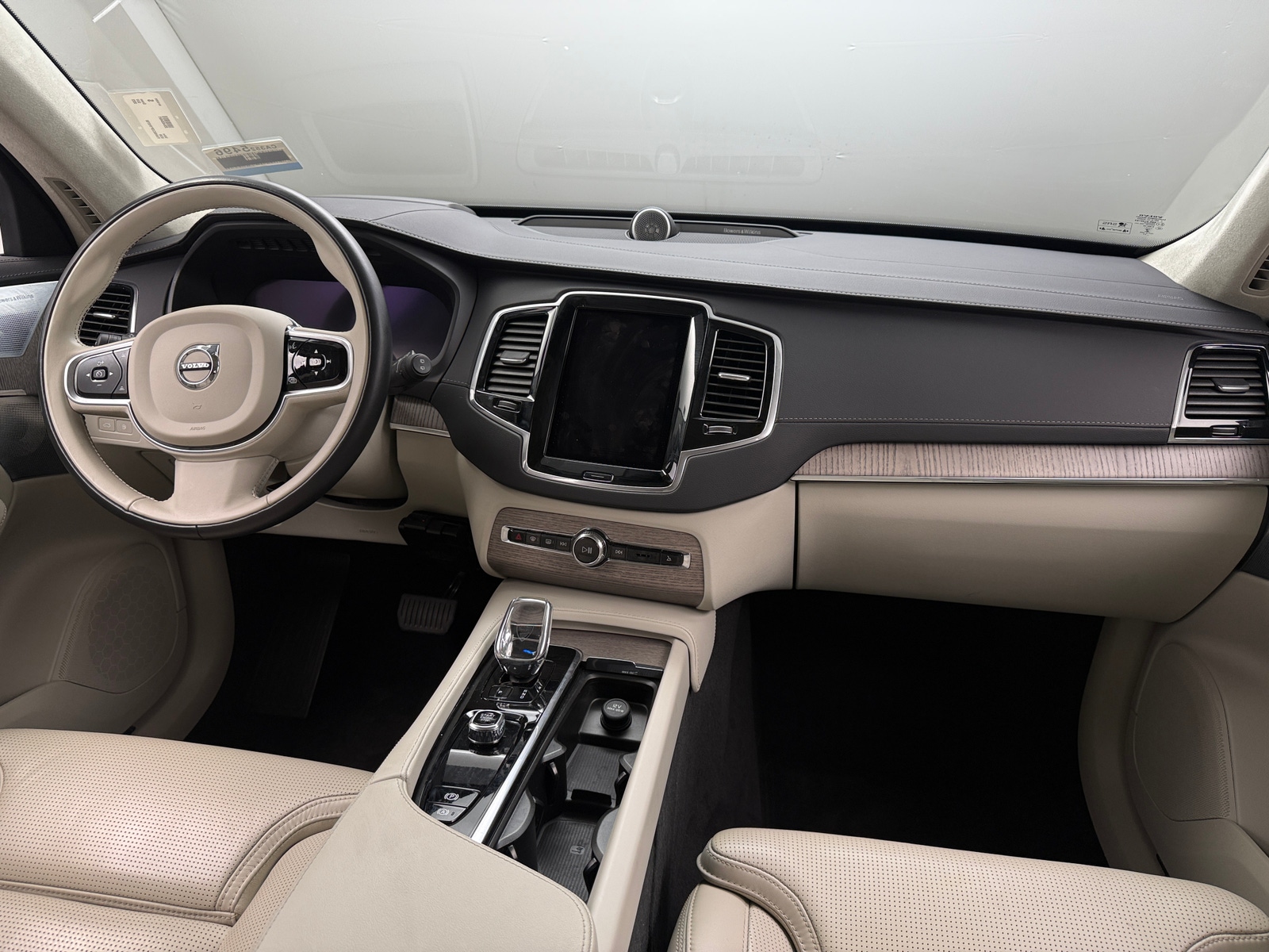 Thumbnail: 2023 Volvo XC90 - 2