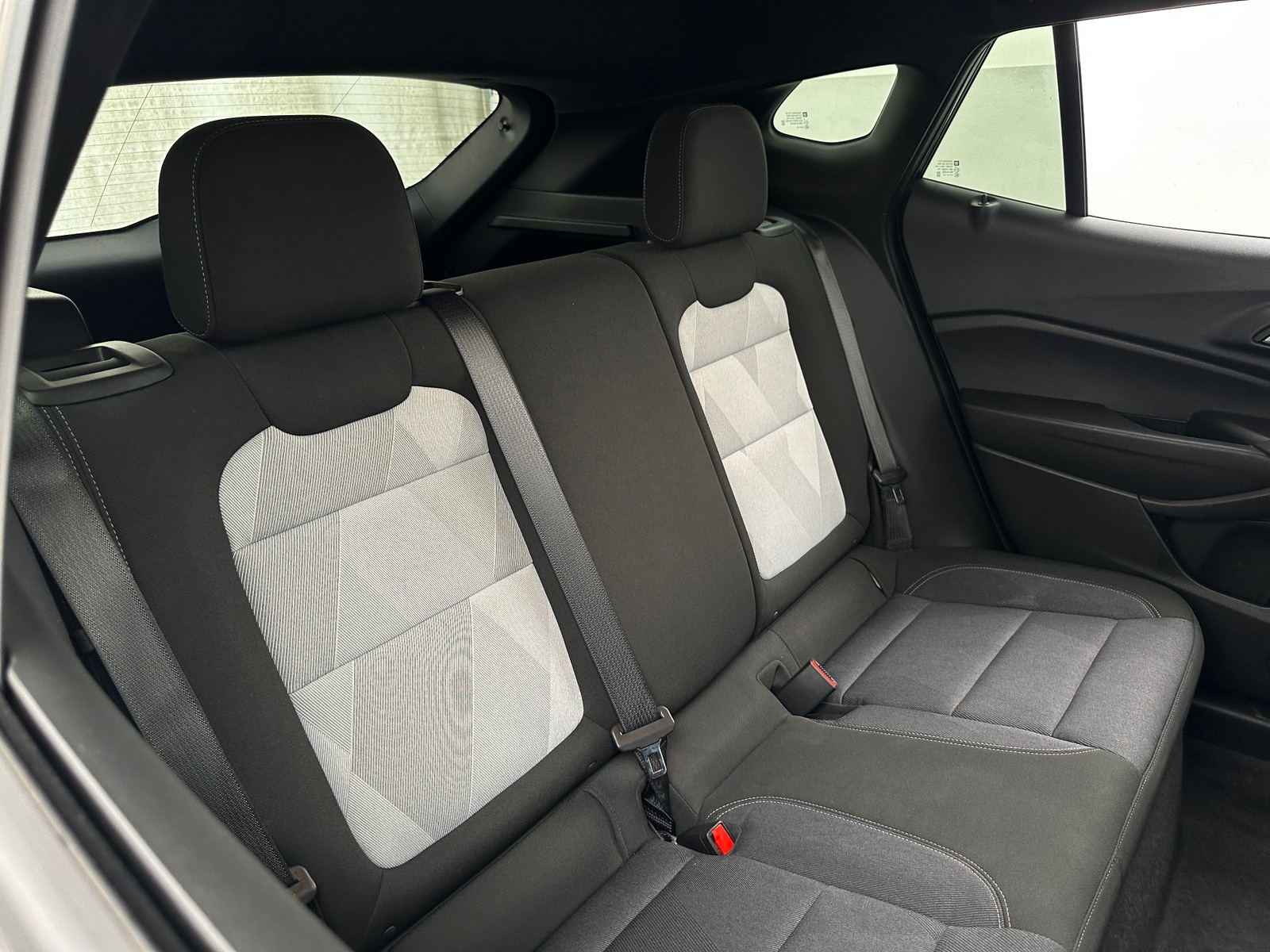 Thumbnail: 2025 Chevrolet Trax - 6