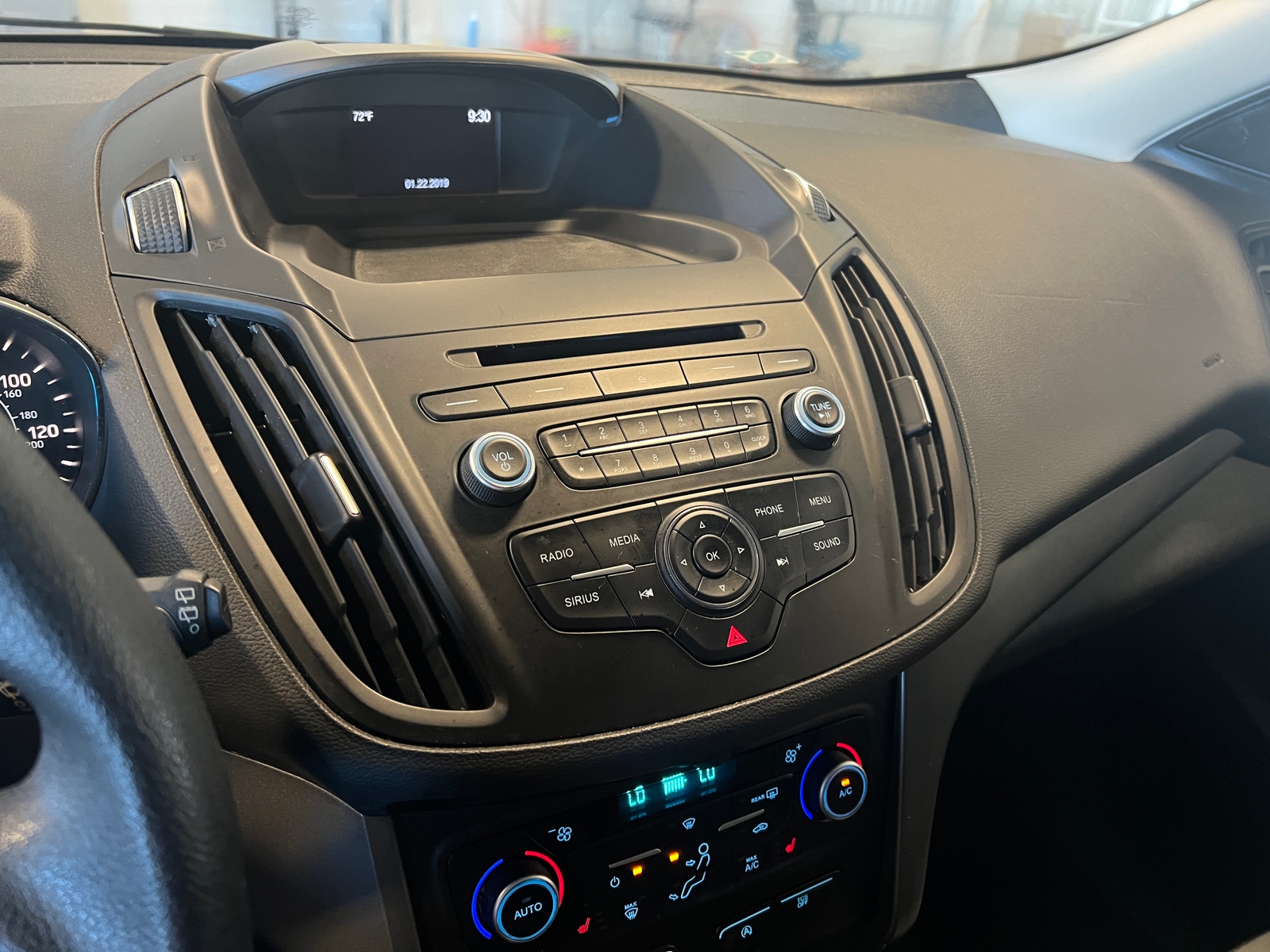 Thumbnail: 2018 Ford Escape - 4