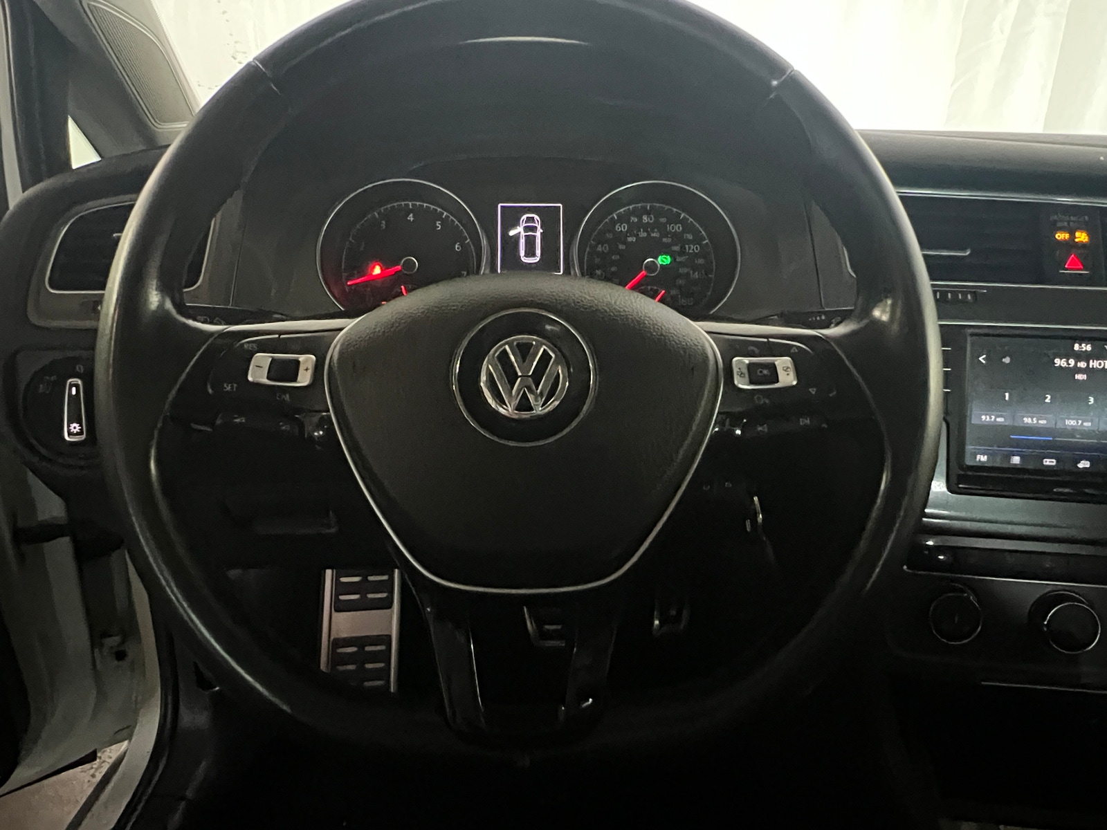 Thumbnail: 2017 Volkswagen Golf - 4