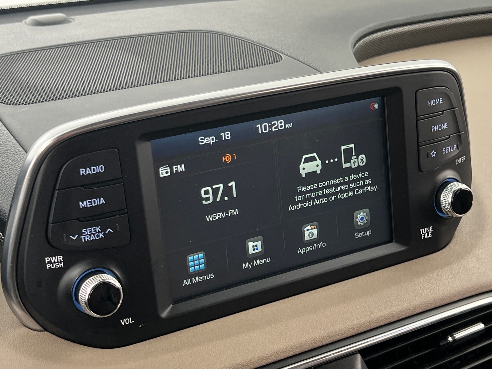 Thumbnail: 2020 Hyundai Santa Fe - 4