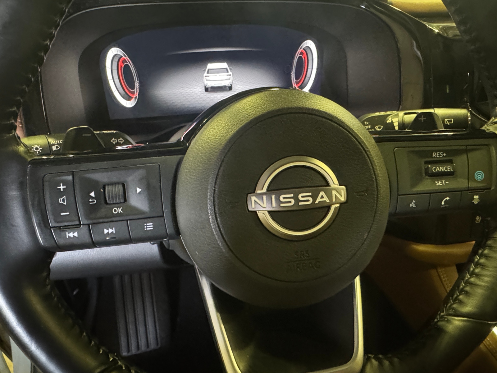 Thumbnail: 2022 Nissan Pathfinder - 4