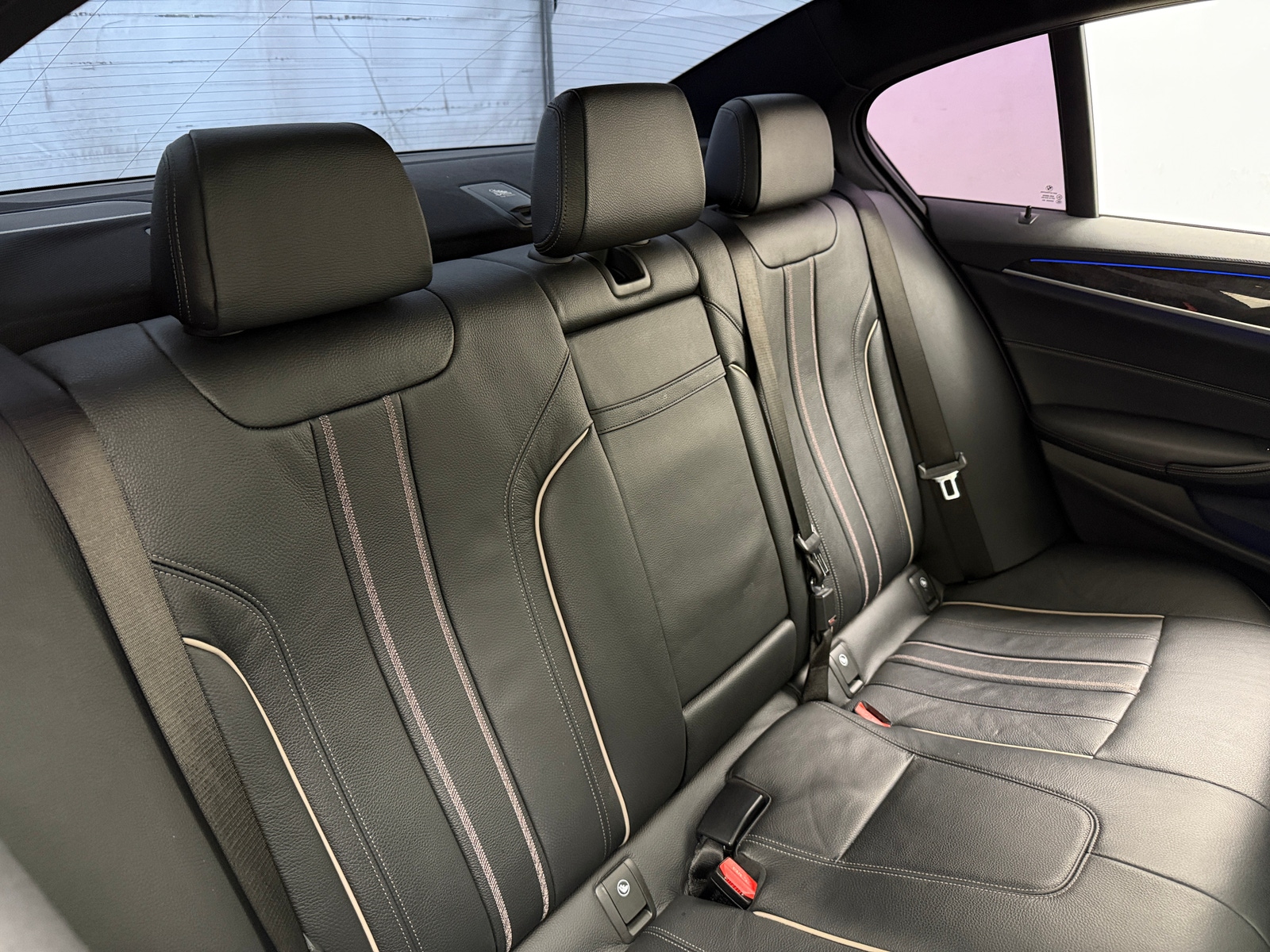 Thumbnail: 2018 BMW 5 Series - 5