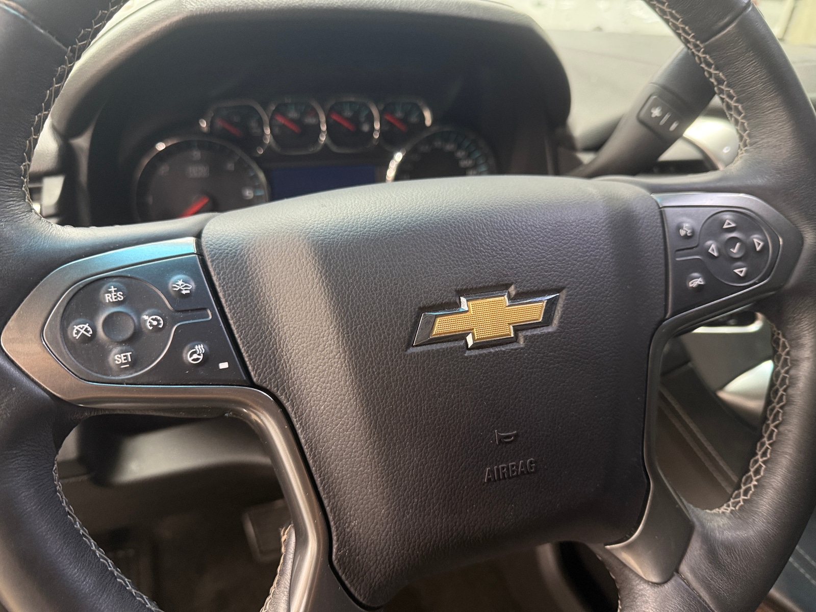 Thumbnail: 2016 Chevrolet Tahoe - 4