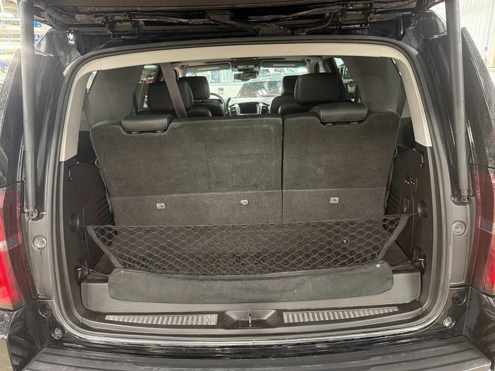 Thumbnail: 2016 Chevrolet Tahoe - 6