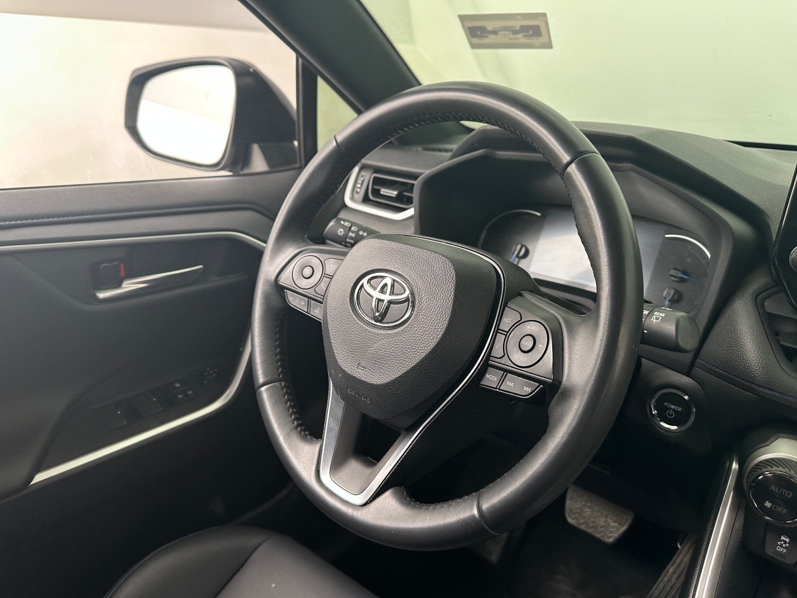 Thumbnail: 2023 Toyota RAV4 - 5