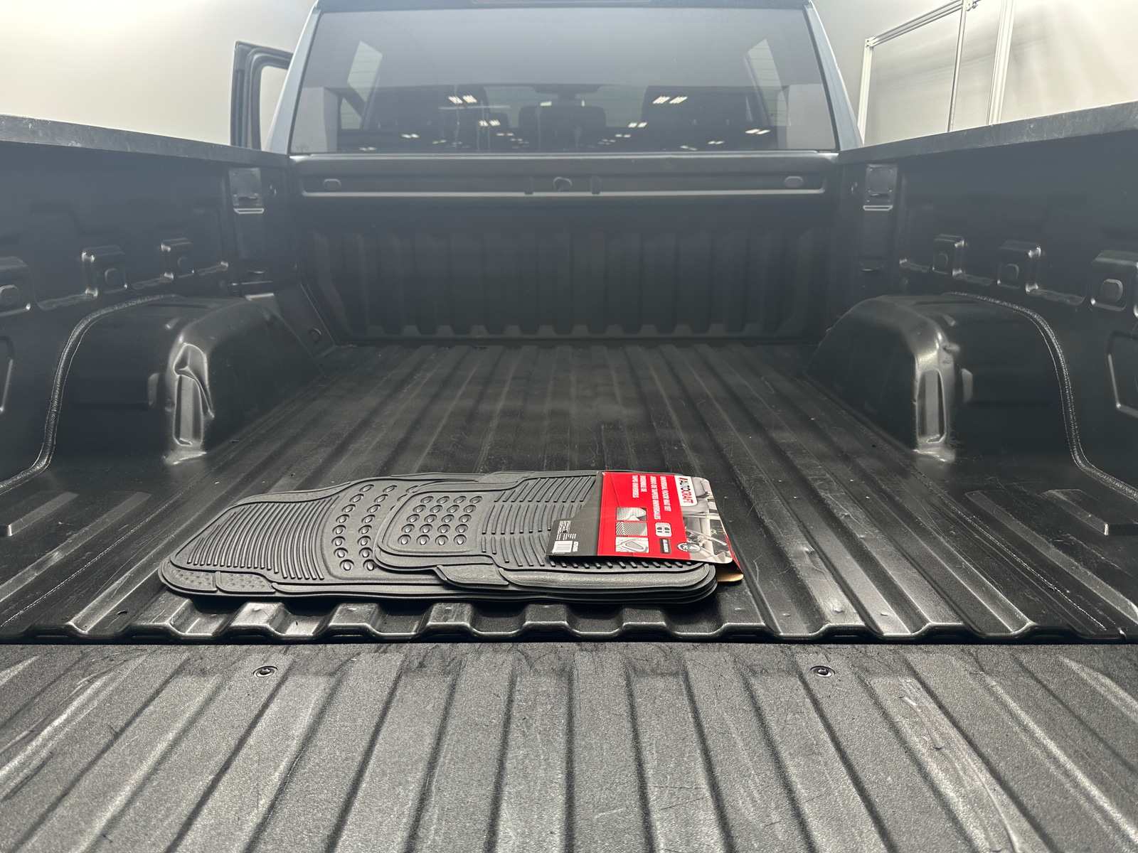 Thumbnail: 2020 Chevrolet Silverado 1500 - 7