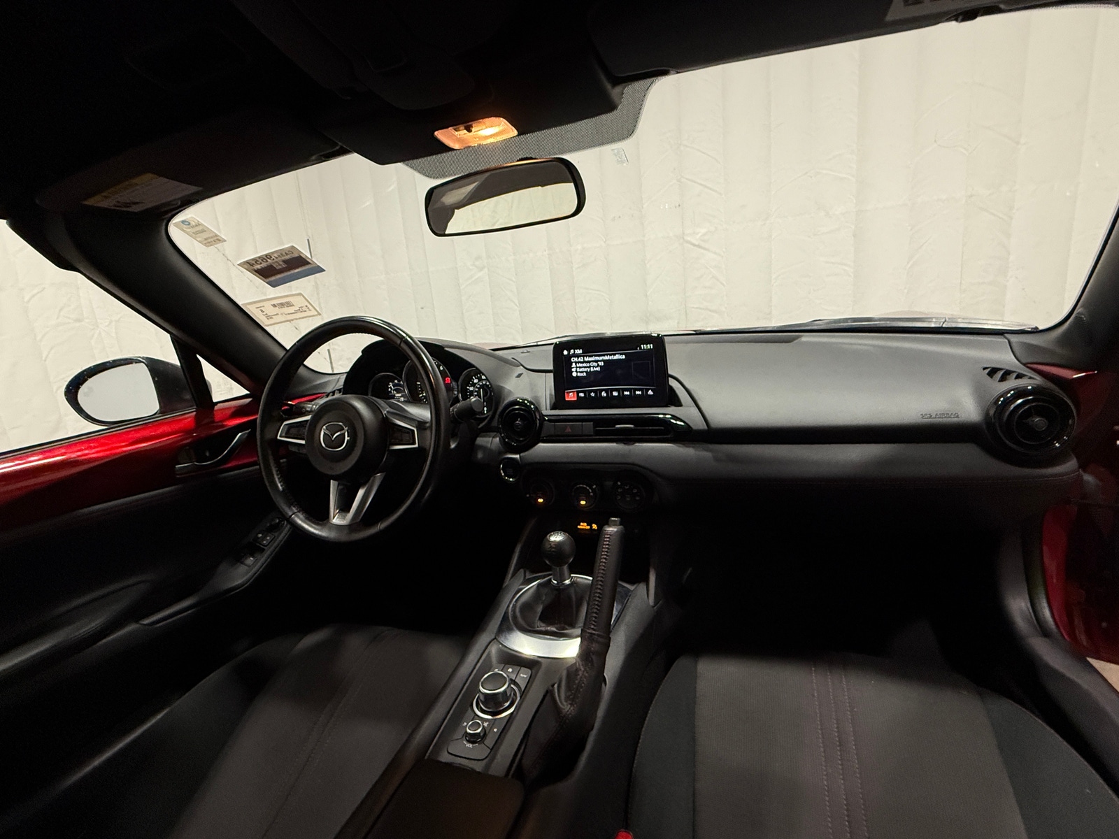 Thumbnail: 2019 Mazda MX-5 Miata - 3