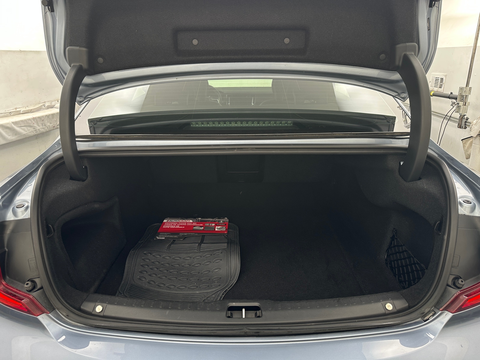 Thumbnail: 2019 Volvo S90 - 6