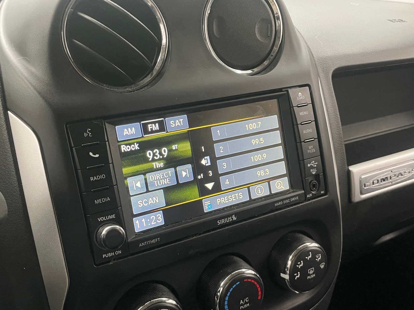 Thumbnail: 2014 Jeep Compass - 4