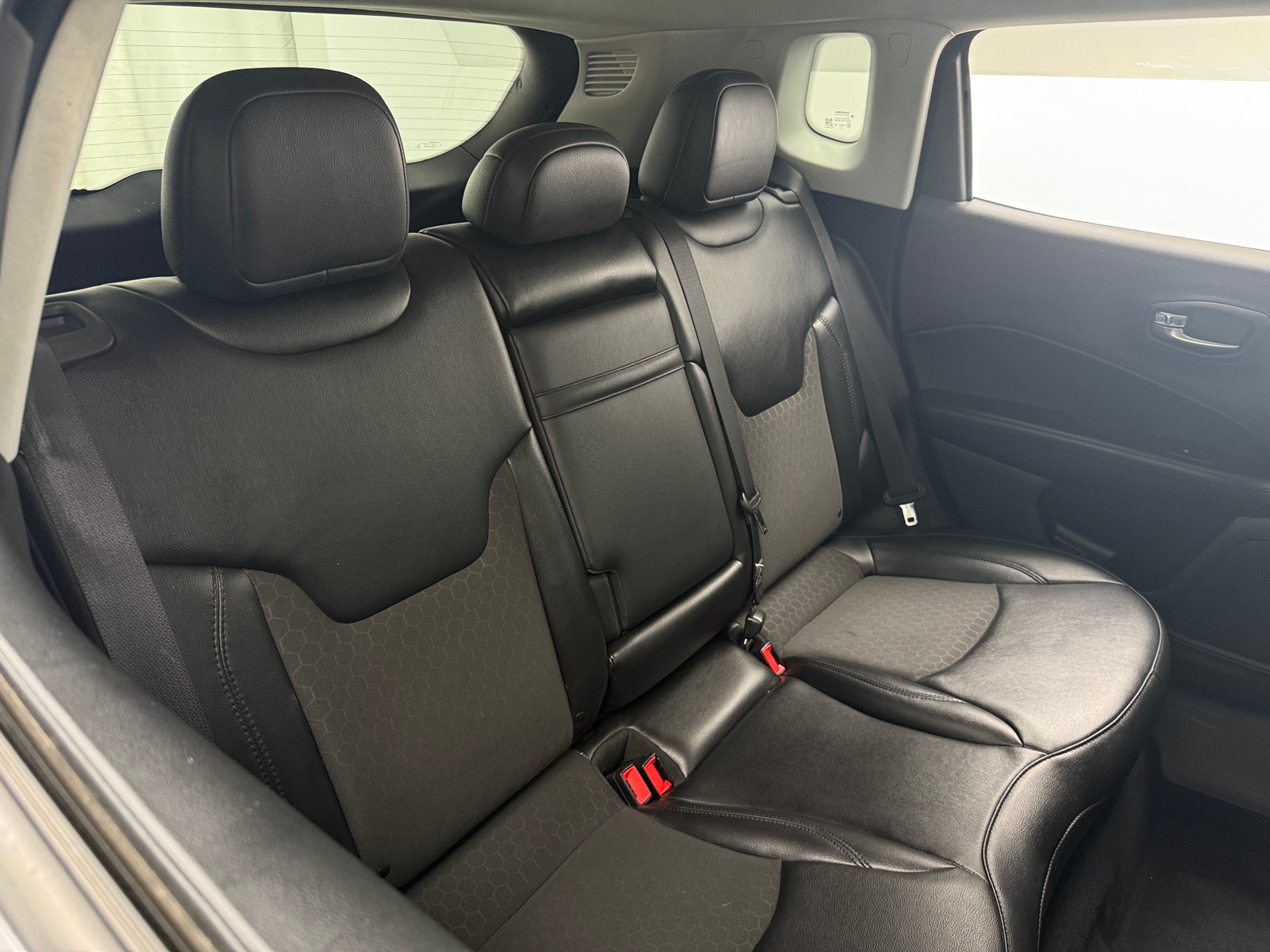 Thumbnail: 2019 Jeep Compass - 6