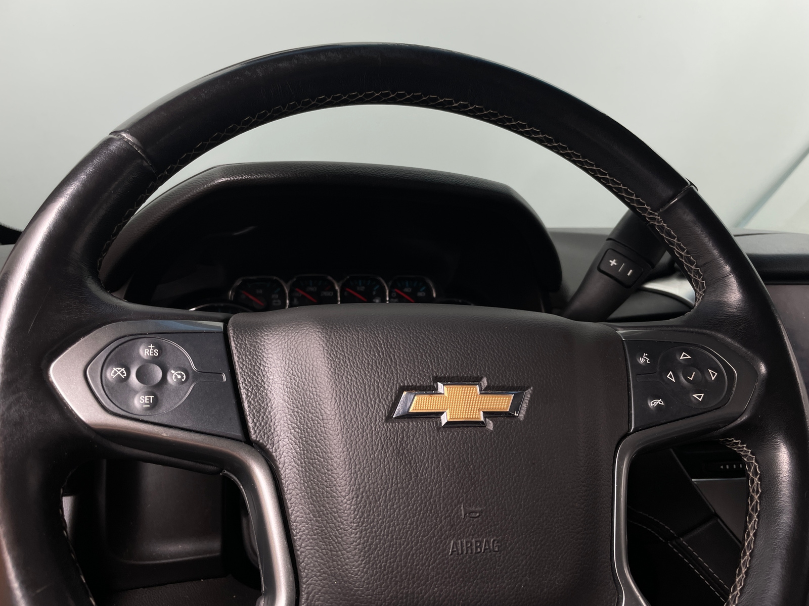 Thumbnail: 2019 Chevrolet Tahoe - 5