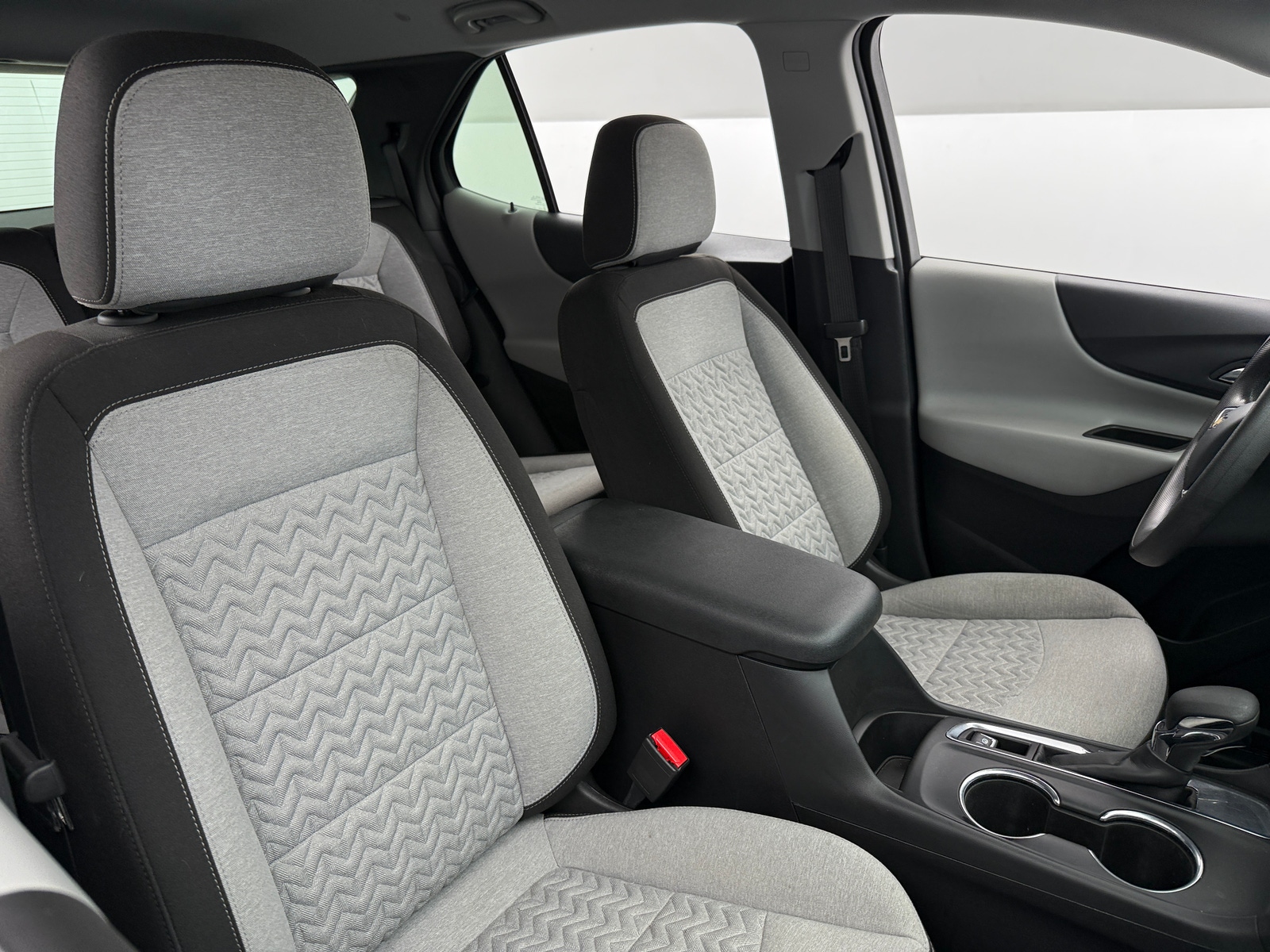 Thumbnail: 2023 Chevrolet Equinox - 2