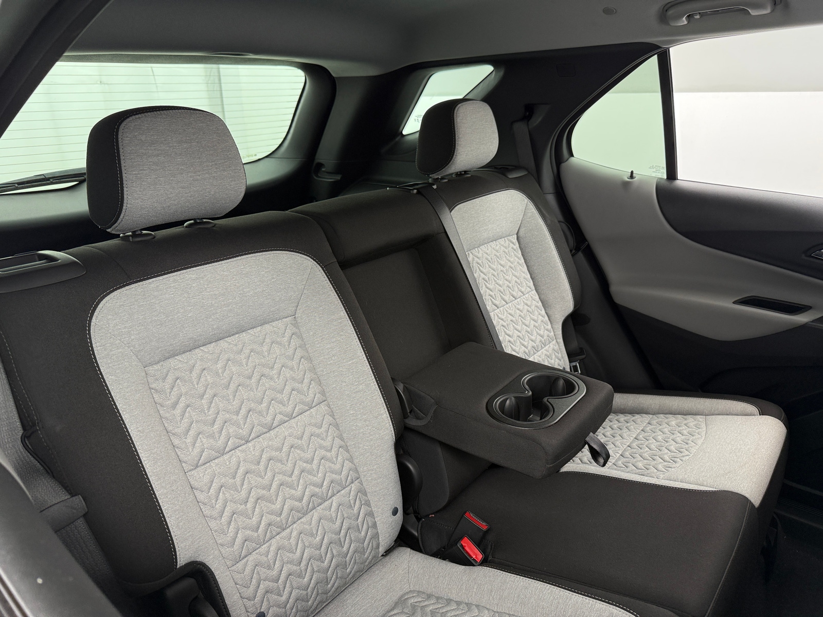 Thumbnail: 2023 Chevrolet Equinox - 6