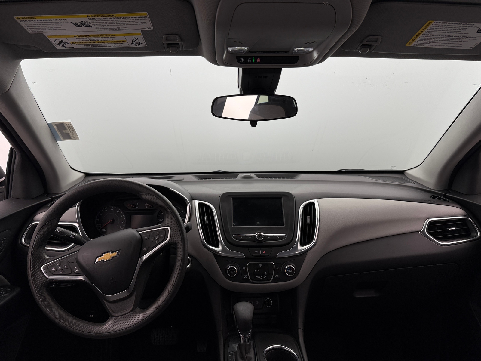 Thumbnail: 2023 Chevrolet Equinox - 3