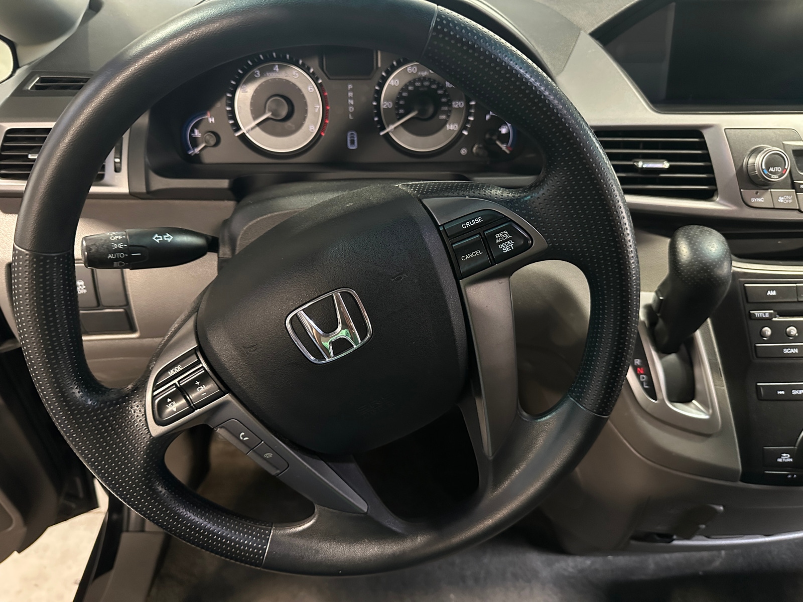 Thumbnail: 2012 Honda Odyssey - 5